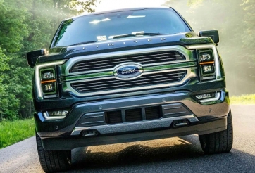 Ford bị phạt số tiền kỷ lục vì trì hoãn triệu hồi xe