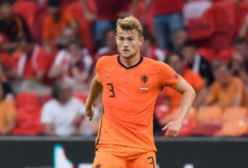 Matthijs De Ligt đi vào lịch sử Euro