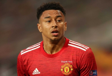 Chuyển nhượng MU 14/8: Hạ giá bán Lingard, xác nhận lý do Varane chưa thể ra mắt
