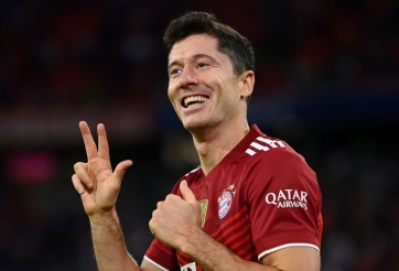 Lewandowski ghi bàn vượt Messi và Ronaldo, sáng cửa giành QBV 2021