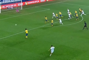 Siêu phẩm sút phạt ‘đỉnh hơn Messi’ của cầu thủ thi đấu ở châu Á