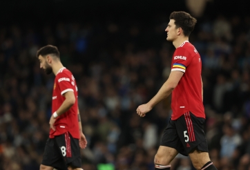 Gary Neville: ‘MU là một nỗi ô nhục trong 25 phút cuối’