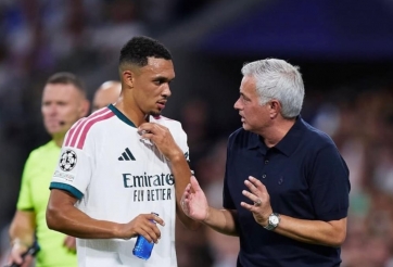 Mourinho áp sát cột mốc đặc biệt sau khi lại khiến Barca ôm hận