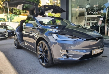 Người dân Singapore thờ ơ với ô tô điện vì quá giàu có