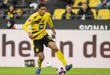 Sao Dortmund bất bình khi bị tước bàn thắng