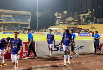 CĐV Hà Nội FC gửi trọn niềm tin dù đội nhà gặp khủng hoảng