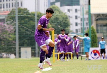 Đoàn Văn Hậu chính thức trở lại luyện tập cùng đồng đội