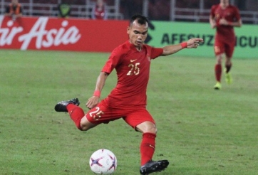 Cầu thủ 'nhọ nhất' Indonesia khi liên tục bị Trọng Hoàng, Văn Hậu 'bắt chết'