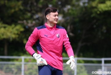 CĐV Việt Nam 'khủng bố' Cerezo Osaka vì không để Đặng Văn Lâm ra sân