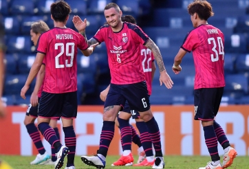 Đồng đội của Đặng Văn Lâm được AFC vinh danh