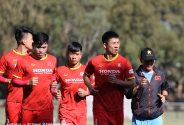 ĐT Việt Nam luyện tập buổi đầu, sẵn sàng quyết chiến với Australia
