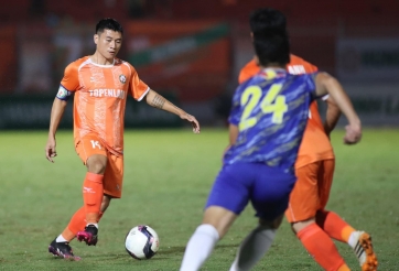 Văn Thuận: 'Được làm việc với HLV Mano Polking là một niềm vui'