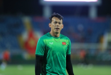 NÓNG: ĐT Việt Nam liên tiếp 'gặp biến', HLV Park Hang Seo triệu tập gấp Tấn Trường