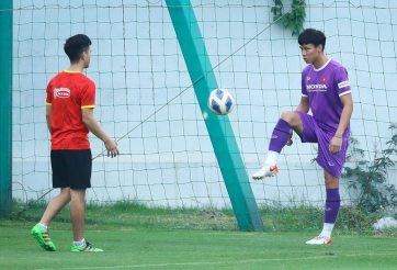 Thêm Quế Ngọc Hải bị đau, HLV Park Hang Seo 'đứng ngồi không yên'