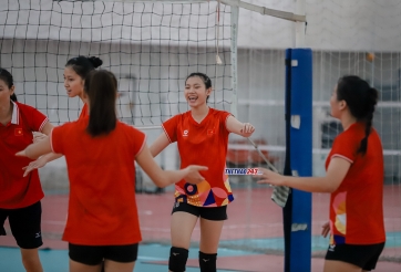 Hai đội tuyển bóng chuyền nữ Việt Nam tích cực tập luyện chuẩn bị cho các mục tiêu tương lai