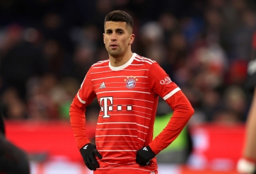 Quyết định bồng bột, cựu sao Man City sắp sửa không có chốn nương thân