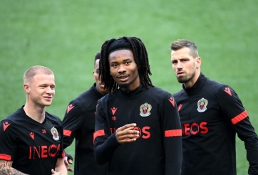 MU và Liverpool đấu đá nảy lửa, quyết móc hầu bao giành 'máy quét' Ligue 1