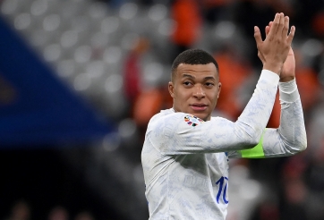 Chói sáng trong ngày nhận băng thủ quân, Mbappe vượt mặt Quả bóng Vàng ở thống kê ấn tượng