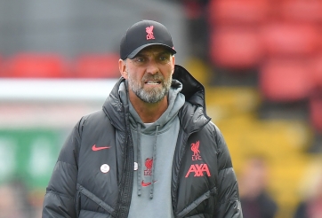 Tự 'rước họa vào thân', HLV Klopp khiến Liverpool lo sốt vó