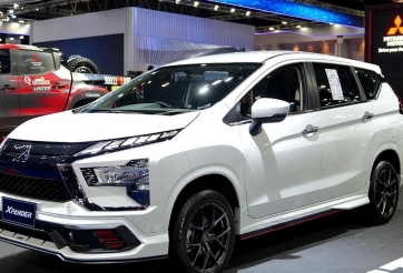 Khác Việt Nam, Mitsubishi Xpander tại Thái Lan đang phải 'đóng vai' kẻ bám đuổi Veloz Cross