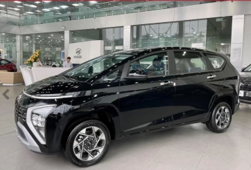 Tự cứu mình, đối thủ của Xpander giảm 'sập sàn' đến hơn 100 triệu đồng