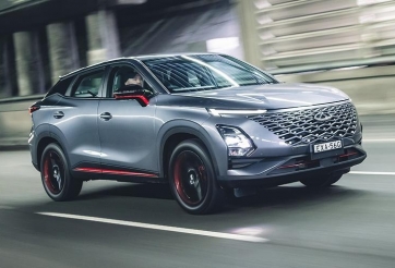 Đối thủ của Corolla Cross 'chơi lớn', bảo hành động cơ đến tận 10 năm