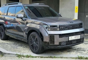 Lộ ảnh thực tế của Hyundai Sante Fe 2024 bản hybrid cắm điện