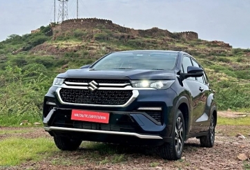 'Anh em song sinh' của Toyota Innova gây sốt với lượng đơn hàng khủng sau 1 tháng ra mắt