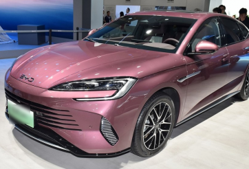 Hãng xe sắp vào Việt Nam ra mắt sedan mới: Chạy được 200 km không 'ăn' xăng, giá quy đổi từ 548 triệu đồng