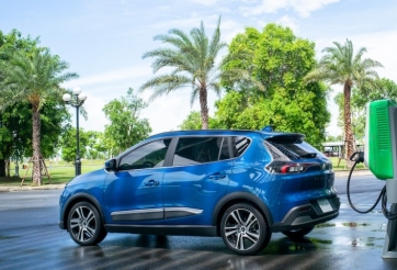 Việt Nam lọt TOP 10 quốc gia có chi phí sạc xe điện rẻ nhất thế giới
