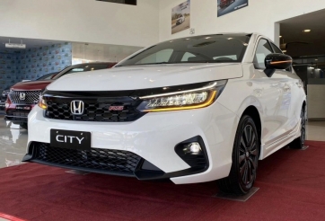 Honda City tiếp tục giảm giá sâu, tăng sức đấu Vios, Accent