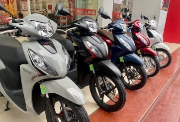 'Xe ga quốc dân' Honda Vision giảm giá mạnh trong tháng 10