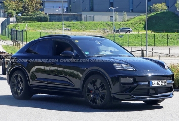 Porsche Macan thuần điện tiếp tục 'xuất đầu lộ diện' trước thềm ra mắt