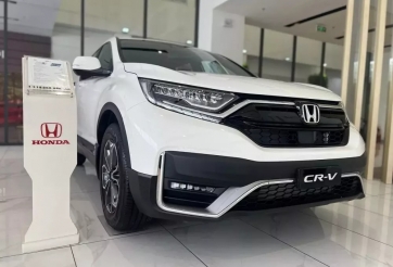 Xả hàng tồn, Honda CR-V tiếp tục được giảm giá khủng tới 200 triệu đồng