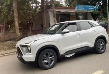 Cập cảng không bao lâu, Mitsubishi Xforce bản tiêu chuẩn đã lộ diện trên đường phố Việt Nam