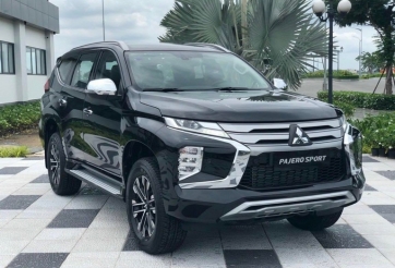 Ô tô nhập khẩu đua nhau giảm giá, tăng sức cạnh tranh với xe lắp ráp trong nước