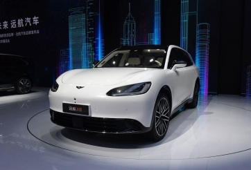 Ra mắt SUV điện có tầm hoạt động lên tới 950 km, giá quy đổi từ hơn 1,2 tỷ đồng