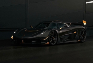 Chiêm ngưỡng Koenigsegg Jesko Attack: Siêu xe phủ vàng 24K với công suất hơn 1.000 mã lực
