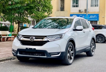 Lăn bánh 4 năm, Honda CR-V lên sàn xe cũ với mức giá rẻ không ngờ