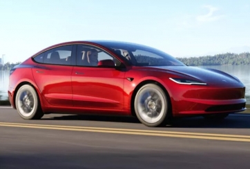 Ô tô điện Tesla ngừng giao hàng do không đảm bảo quy định về an toàn