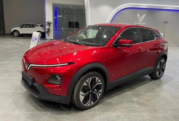 Loạt xe điện đua giảm giá dịp cận Tết Nguyên Đán: VinFast ưu đãi tới 160 triệu đồng