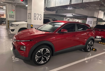 Lăn bánh 450 km, VinFast VF 6 đầu tiên lên sàn xe cũ với giá khó tin