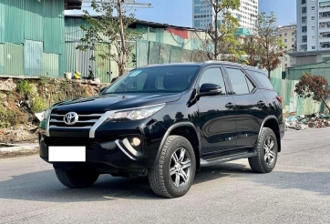 Sau 5 năm lăn bánh, Toyota Fortuner cũ rao bán lại với giá ngỡ ngàng
