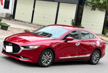 Sau 4 năm sử dụng, Mazda3 'lướt' rao bán lại với giá rẻ không ngờ
