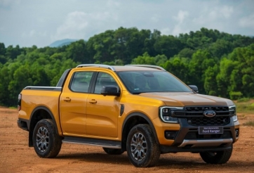 Ford Ranger tiếp tục là 'vua bán tải' với hơn 1.100 xe bán ra thị trường