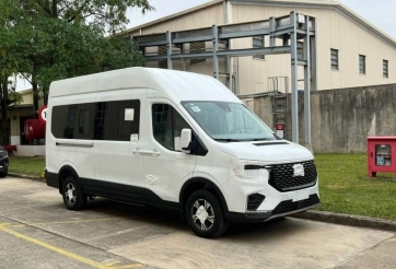 'Xe dịch vụ quốc dân' Ford Transit 2024 nhận đặt cọc tại Việt Nam: Có 2 bản, giá dự kiến từ 889 triệu đồng