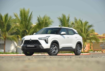 Ảnh thực tế Mitsubishi Xforce bản tiêu chuẩn: Ngoại hình tương đồng với bản cao cấp, giá 620 triệu đồng