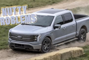 Bán tải điện Ford F-150 Lightning 'lĩnh án' triệu hồi do nguy cơ cháy pin