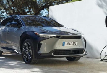 Toyota không muốn 'lãng phí' tiền đầu tư vào xe điện