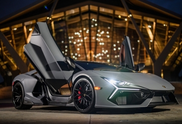 Lamborghini Revuelto lần đầu lộ diện tại Việt Nam, có thể ra mắt ngay trong tháng này
